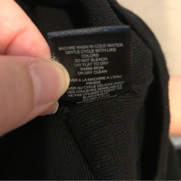 3/$15 *New* Kendall and Kylie bell sleeve black and white off shoulder bodysuit - Picture 8 of 9